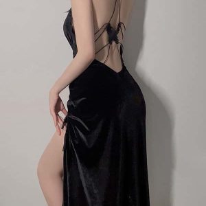 Indulge in the luxurious comfort of our Camisole Velvet Robe Set.