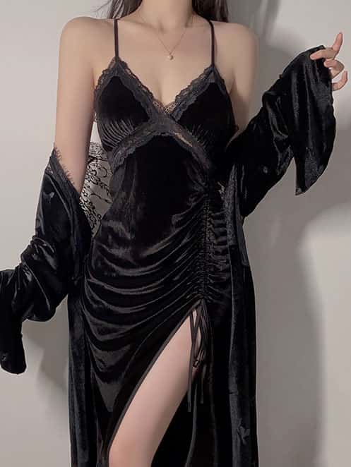 Indulge in the luxurious comfort of our Camisole Velvet Robe Set.