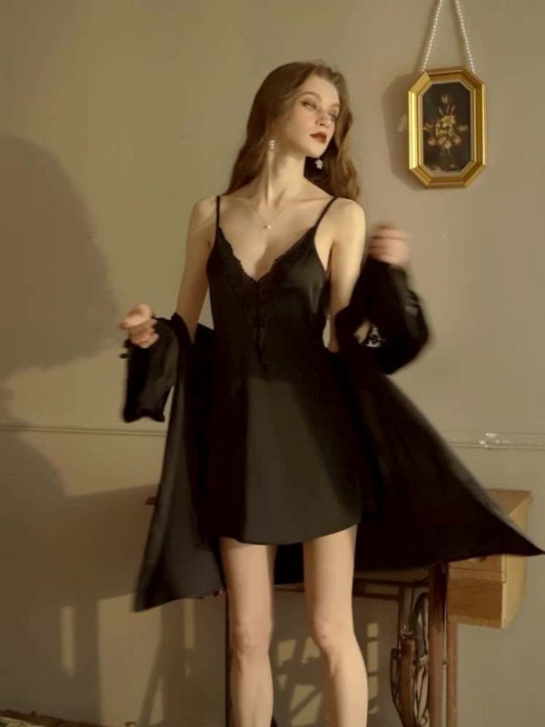 Indulge in unparalleled comfort and sophistication with our Lace Deep V Backless Camisole Robe Set.