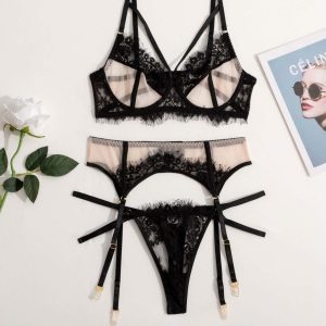 Discover the perfect blend of elegance and seduction with our Eyelash Lace Transparent Lingerie.