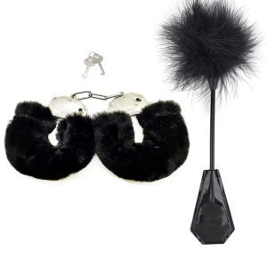 Feather Collection-black Discover the allure of the Feather Collection, where elegance meets comfort in a stunning design.