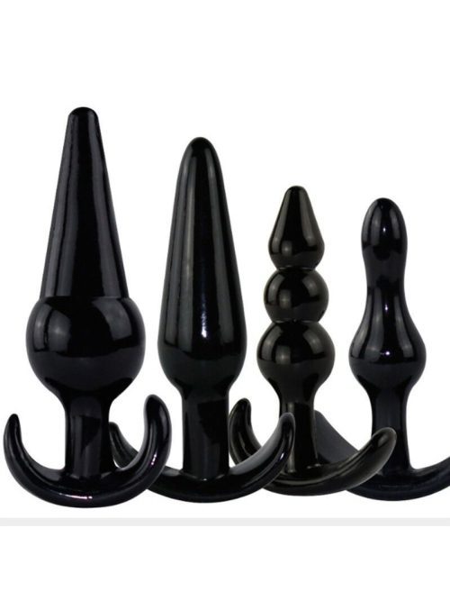 The Happy Sailor Pull Bead Anal Plug is expertly crafted for those looking to enhance their intimate experiences.