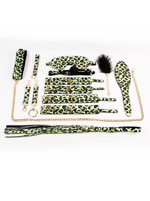 Unleash your wild side with the Leopard Bondage Set - 10 pcs.