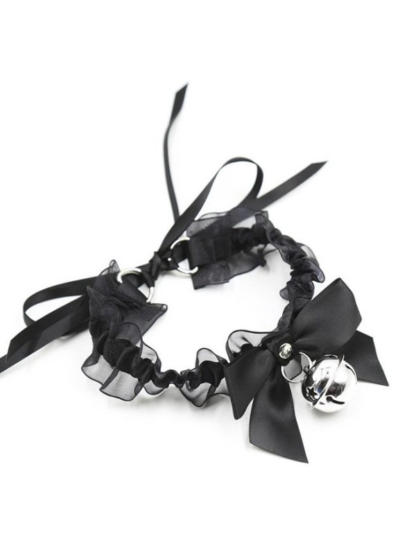 Lace-Bell-Collar-02 Lace collar with a bell, combining elegance and playful charm for a unique accessory
